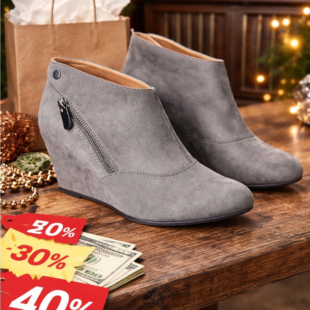 CL By Laundry Suede Wedge Ankle Boots Women's Size 8.5 Gray Zip Up